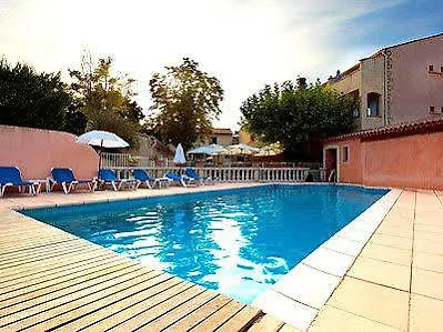 Les Colonnes Hotel