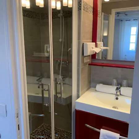 Les Colonnes Hotel Greoux-les-Bains
